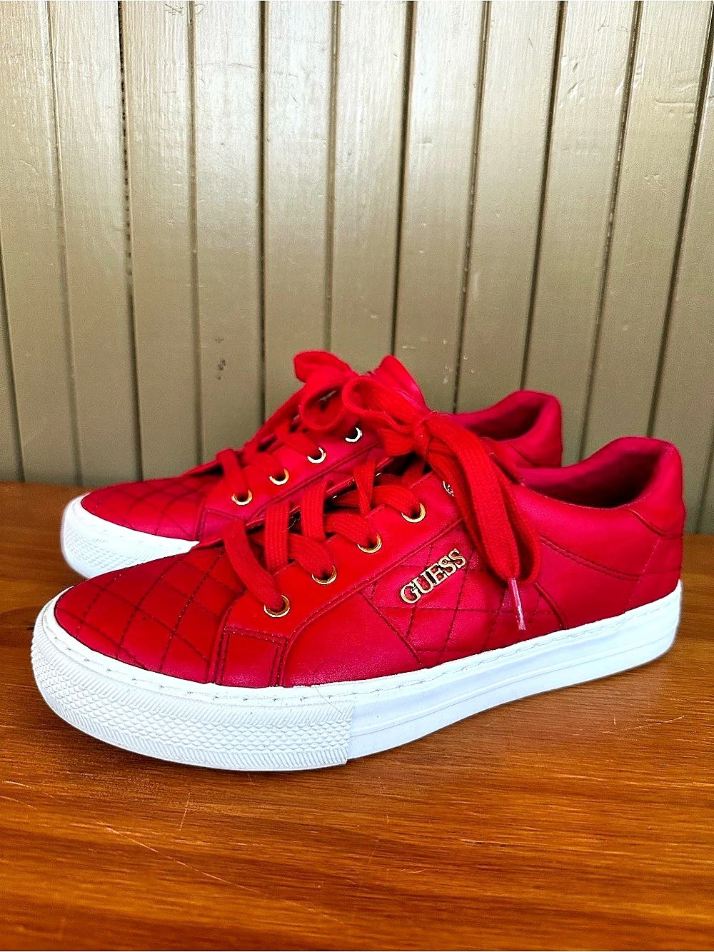 GUESS Loven-low Top quilted Faux Red Leather Size 8
